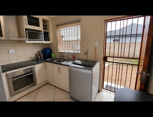 3 BEDROOM HOUSE FOR SALE IN VISTA PARK